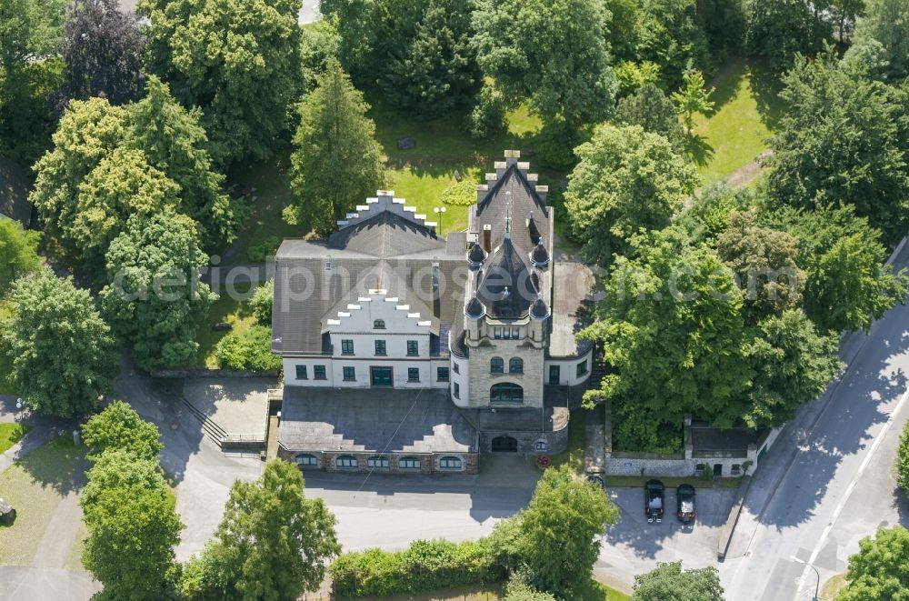 Warstein Allagen from the bird's eye view: Area of the Dassel House in the district Allagen in Warstein in North Rhine-Westphalia. The villa is used as a museum and for club purposes