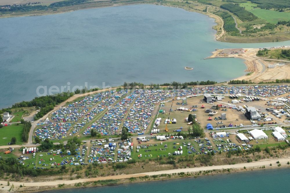 Aerial photograph Großpösna - View at the Area of the Higfield Festival, the most important Independent Rock estival in east germany riparian Lake stoermthal near Grosspoesna, saxony