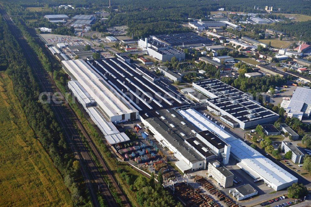 Aerial image Ludwigsfelde - View at the site of the industrial park Am Birkengrund in Ludwigsfelde in the federal state of Brandenburg. Among other the company MTU, Mercedes-Benz Ludwigsfelde GmbH and Thyssen-Krupp are settled here. Operators for the industrial park east are the GESA society of development and renovation of abandoned sites mbH and for the industrial park west the IPG Infrastructure and Project Development Company