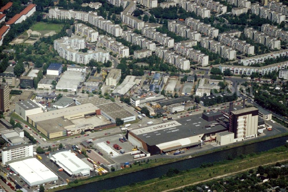 Berlin / Neuköln / from above - Gelände der Jacobs Café AG in Berlin Neukölln 1995