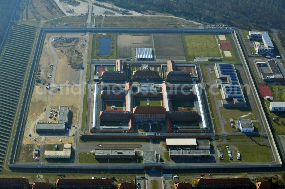 Brandenburg an der Havel from the bird's eye view: View of the Brandenburg-Görden Prison in the state Brandenburg. Expansion areas are currently in the planning and development. Furthermore the prison has been equipped with photovoltaics and a solar system