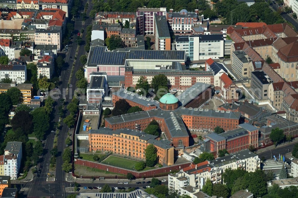 Berlin from above - Prison grounds and high security fence Prison Berlin-Moabit in Alt-Moabit in the district Moabit in Berlin, Germany