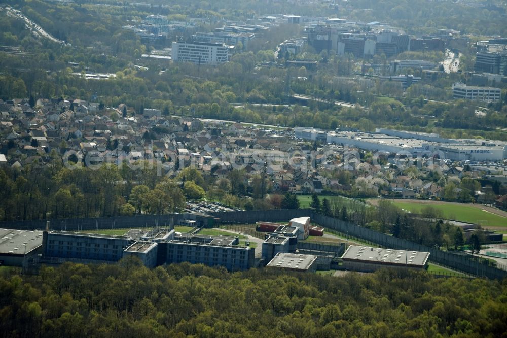 Bois-d'Arcy from the bird's eye view: Prison grounds and high security fence Prison in Bois-d'Arcy in Ile-de-France, France