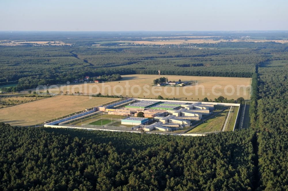 Aerial photograph Burg - Prison grounds and high security fence Prison in Burg in the state Saxony-Anhalt