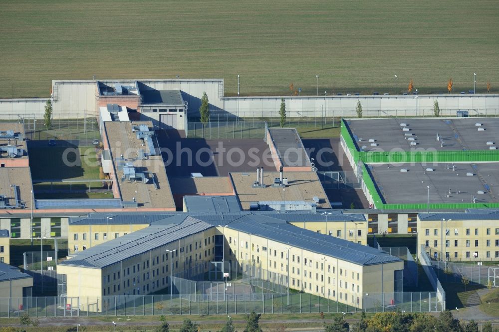 Burg from the bird's eye view: Prison grounds and high security fence Prison in Burg in the state Saxony-Anhalt