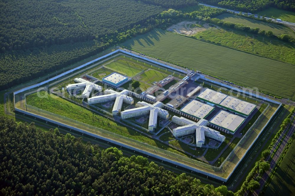 Burg from the bird's eye view: Prison grounds and high security fence Prison in Burg in the state Saxony-Anhalt