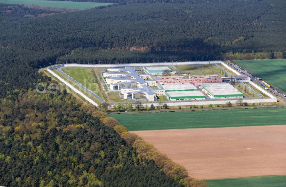 Aerial photograph Burg - Prison grounds and high security fence Prison in Burg in the state Saxony-Anhalt