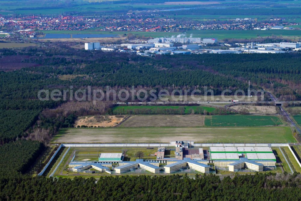 Aerial photograph Burg - Prison grounds and high security fence Prison in Burg in the state Saxony-Anhalt