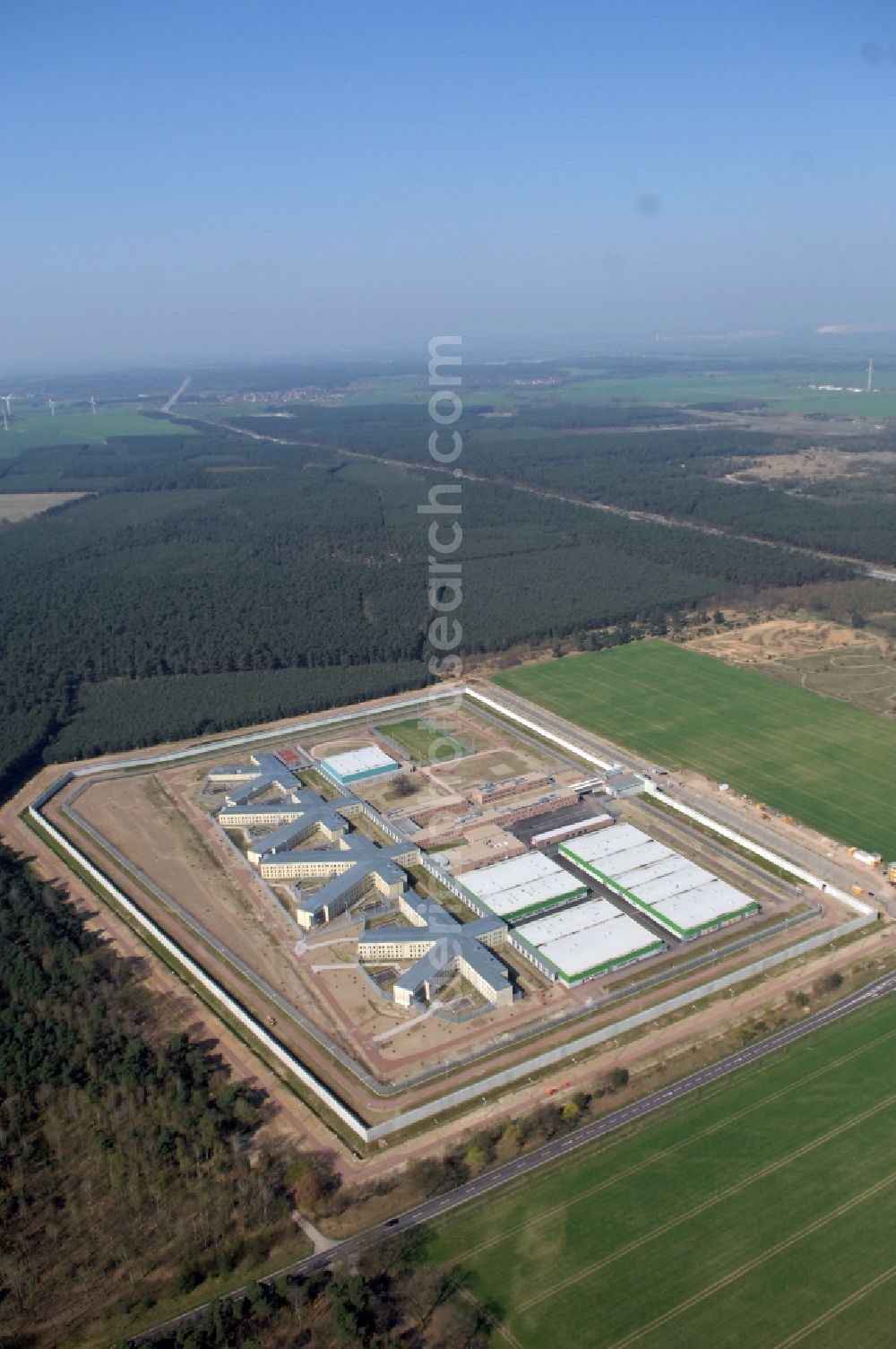 Burg from the bird's eye view: Prison grounds and high security fence Prison in Burg in the state Saxony-Anhalt