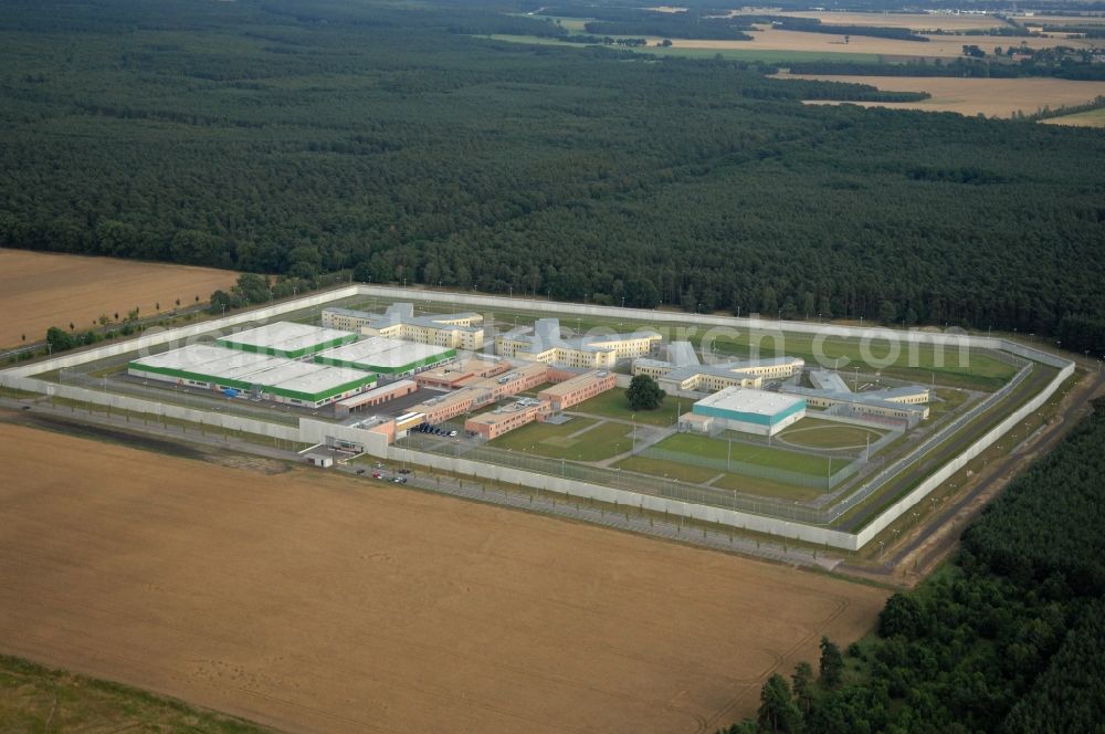 Aerial photograph Burg - Prison grounds and high security fence Prison in Burg in the state Saxony-Anhalt