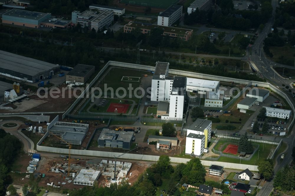 Aerial image Chemnitz - Prison grounds and high security fence Prison in Chemnitz in the state Saxony