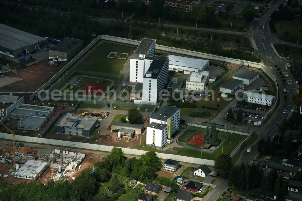 Aerial photograph Chemnitz - Prison grounds and high security fence Prison in Chemnitz in the state Saxony