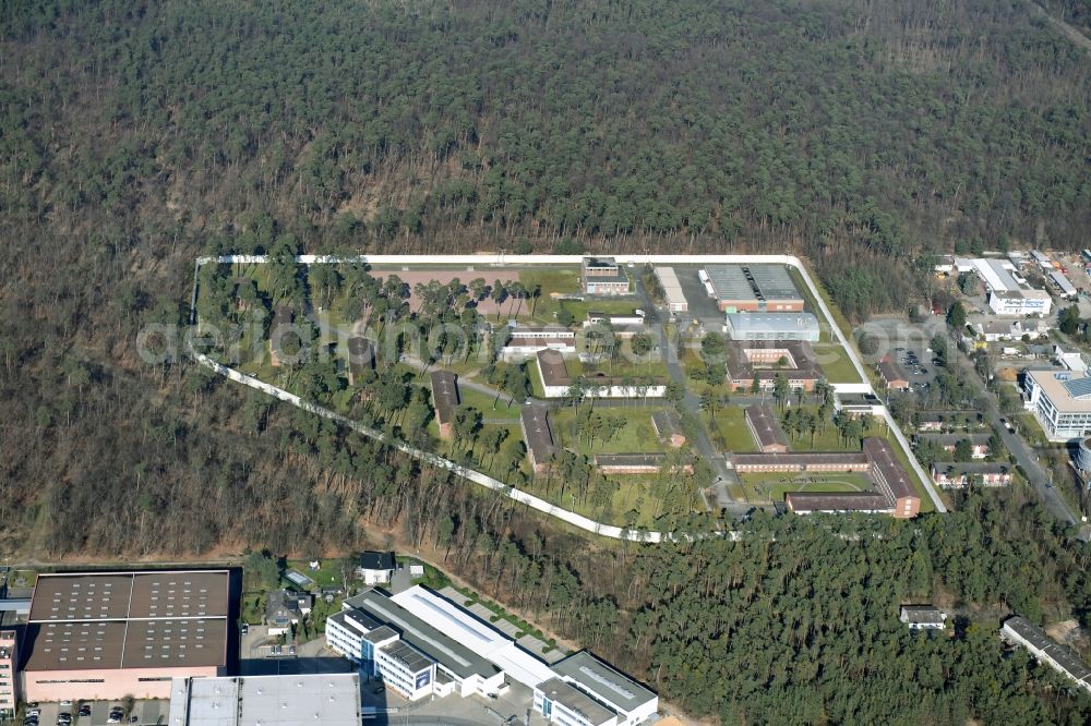 Darmstadt from above - Prison grounds and high security fence Prison in Darmstadt in the state Hesse