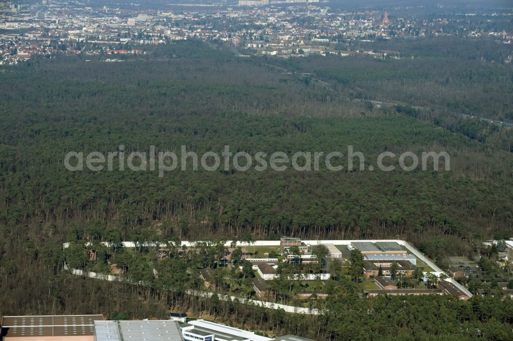 Aerial image Darmstadt - Prison grounds and high security fence Prison in Darmstadt in the state Hesse