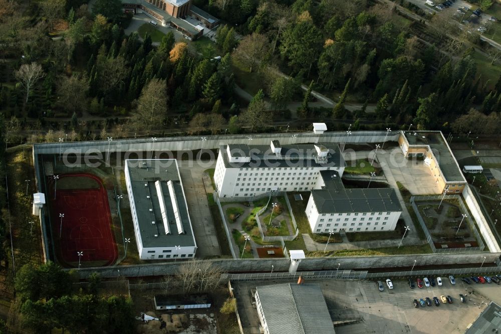 Aerial image Frankfurt (Oder) - Prison grounds and high security fence Prison in Frankfurt (Oder) in the state Brandenburg