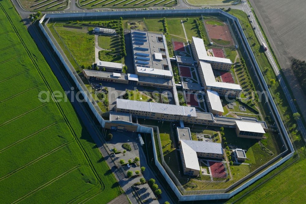 Aerial image Luckau - Prison grounds and high security fence Prison Luckau-Duben on Lehmkietenweg in the district Duben in Luckau in the state Brandenburg