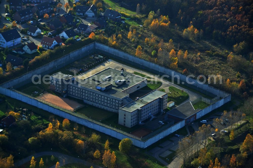 Aerial photograph Neubrandenburg - Grounds of the prison JVA Neubrandenburg in Mecklenburg - Western Pomerania