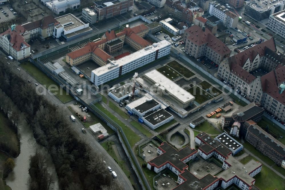 Aerial photograph Nürnberg - Prison grounds and high security fence Prison in Nuremberg in the state Bavaria