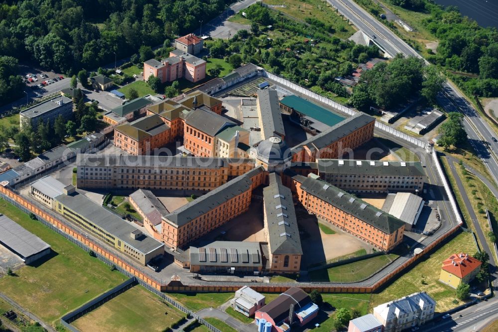 Aerial photograph Pilsen - Prison grounds and high security fence Prison in Pilsen in Boehmen, Czech Republic