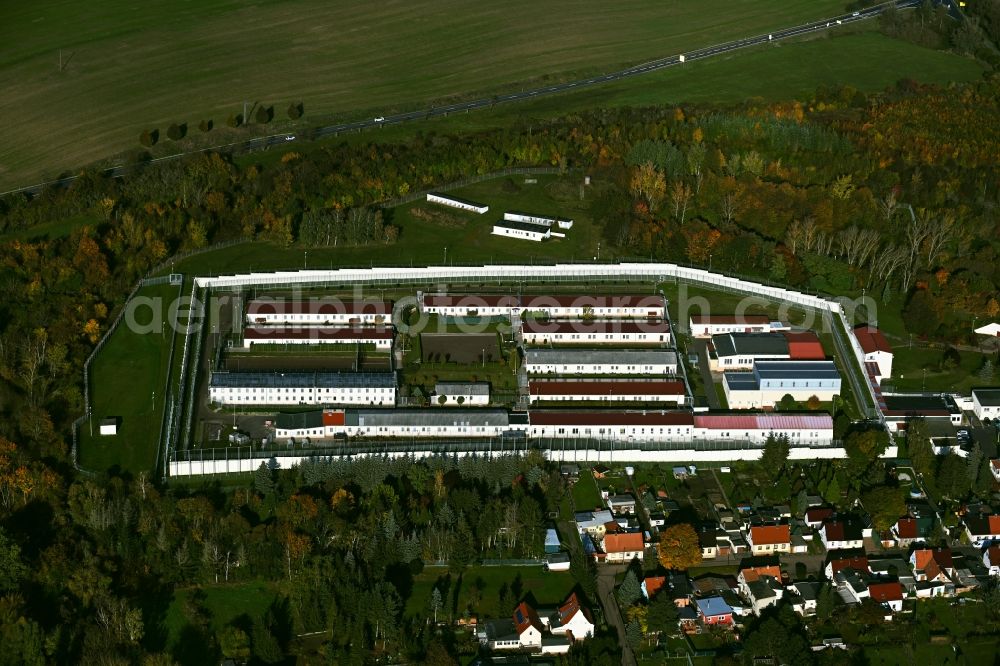 Volkstedt from the bird's eye view: Prison grounds and high security fence Prison Am Sandberg in Volkstedt in the state Saxony-Anhalt