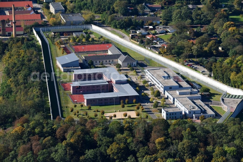 Wriezen from above - Prison grounds and high security fence Prison on Schulzendorfer Strasse in Wriezen in the state Brandenburg, Germany