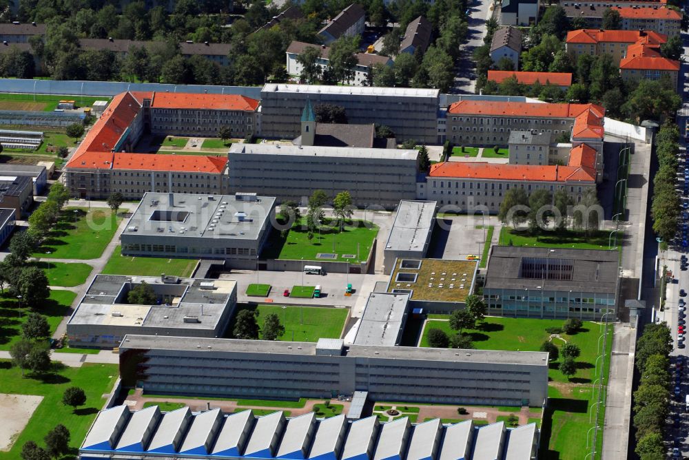 München from above - Prison grounds and security fencing of JVA Prison at Stadelheimer Strasse in Munich, Giesing, in the state of Bavaria