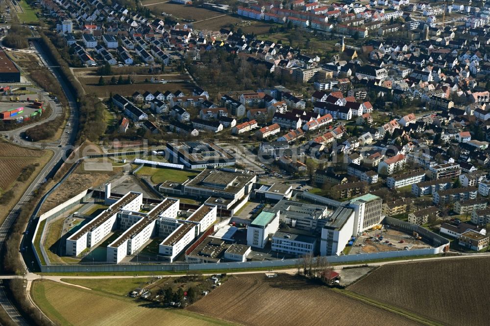 Aerial image Stuttgart - Prison grounds and high security fence Prison Stuttgart along the Asperger Strasse in the district Stammheim in Stuttgart in the state Baden-Wurttemberg, Germany