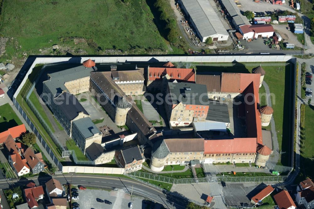 Untermaßfeld from the bird's eye view: Prison grounds and high security fence Prison in Untermassfeld in the state Thuringia