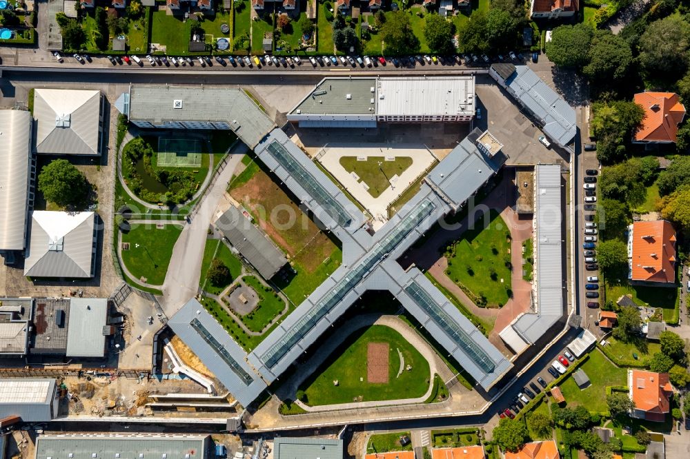 Werl from above - Prison grounds and high security fence Prison in Werl in the state North Rhine-Westphalia