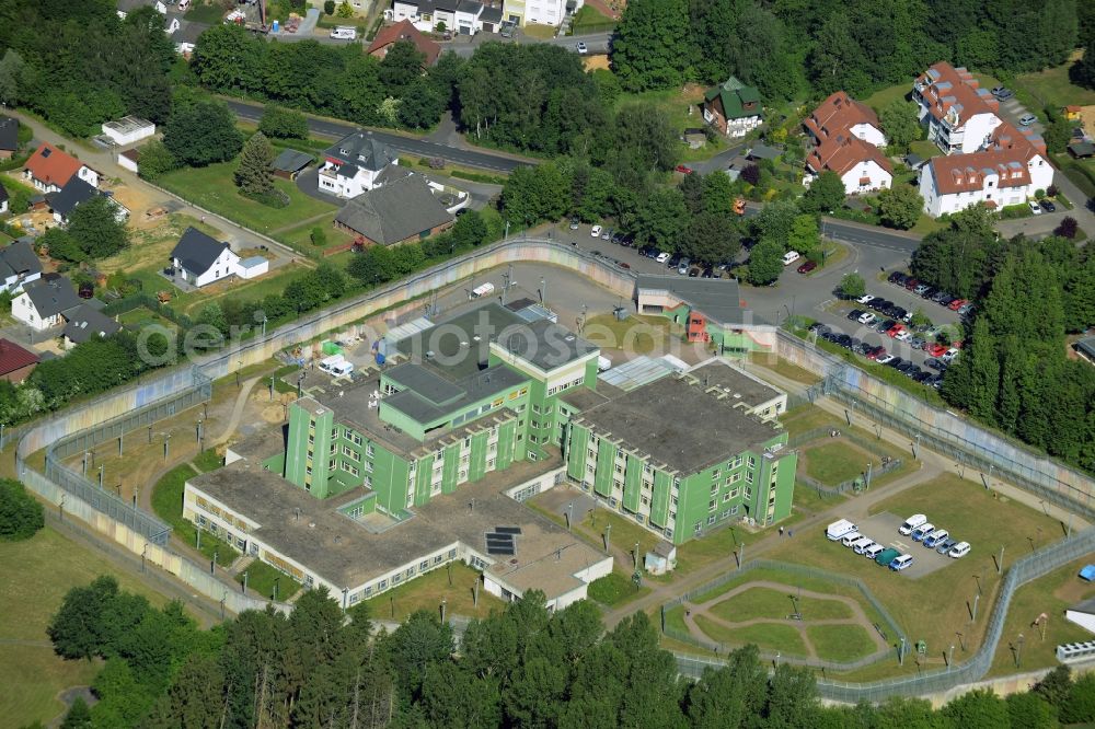 Aerial photograph Fröndenberg/Ruhr - Prison premises and secure fencing of the JVA - correctional hospital - prison hospital in Froendenberg/Ruhr in the state North Rhine-Westphalia