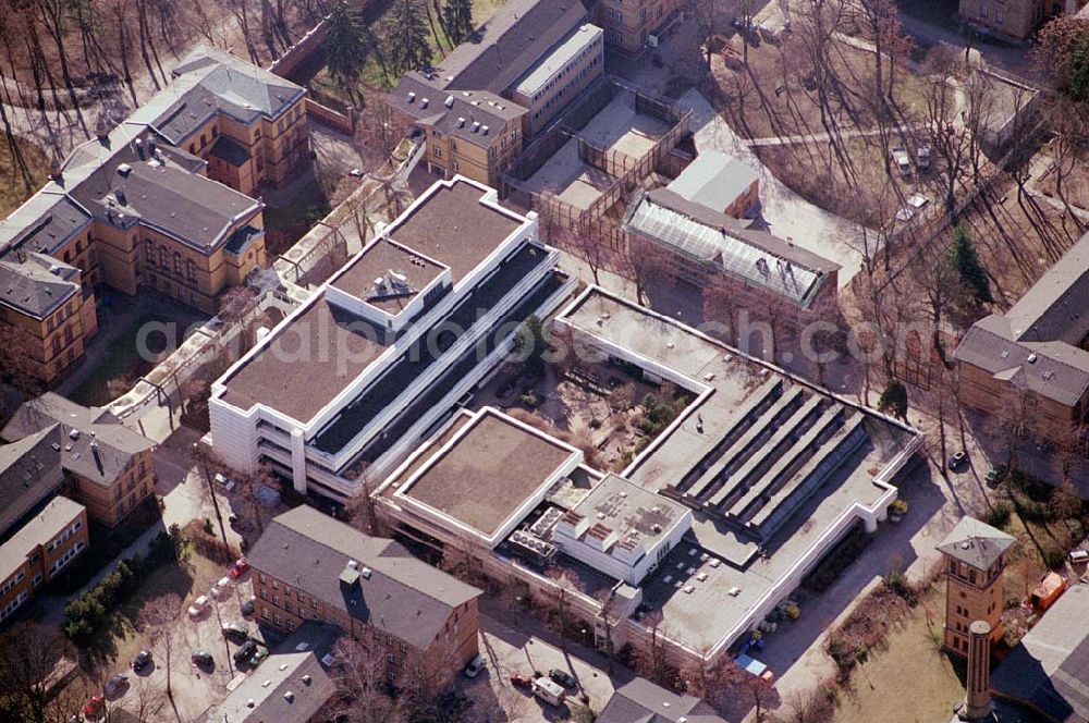 Berlin - Reinickendorf from above - Gelände der Karl-Bonhoeffer-Nervenklinik am gleichnamigen S-und U-Bahnhof an der Oranienburger Straße / Eichborndamm in Berlin Reinickendorf, nordöstlich des Flughafens Berlin-Tegel.