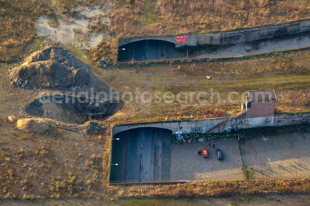 Aerial photograph Duisburg - View site on Karl-Lehr tunnel, the former home to the Love Parade in Duisburg in North Rhine-Westphalia. The road tunnel in the industrial wasteland was in 2010 the scene of the tragedy of 21 people fatally injured during a stampede at the Love Parade event