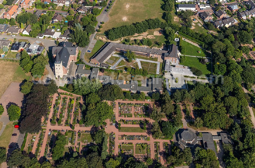 Grevenbroich from the bird's eye view: Site of the Church of St. Stephen in Grevenbroich in North Rhine-Westphalia