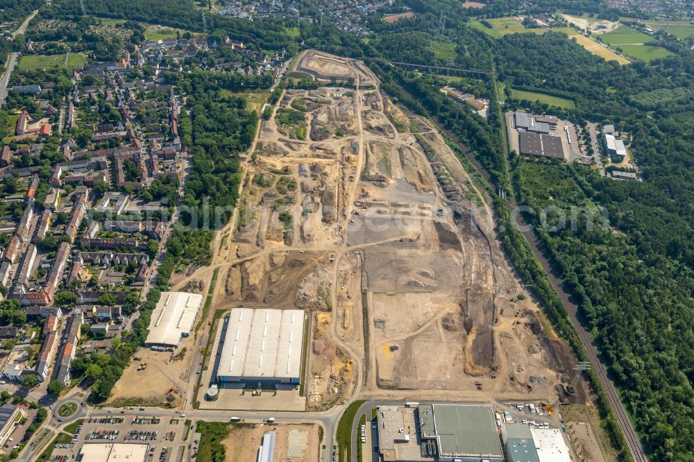 Aerial photograph Gelsenkirchen - Grounds of the future industrial park Schalker Verein East of the logistics center of Wheels Logistics in Gelsenkirchen in the state of North Rhine-Westphalia. The center is part of the newly developed commercial area East on Schalker Verein