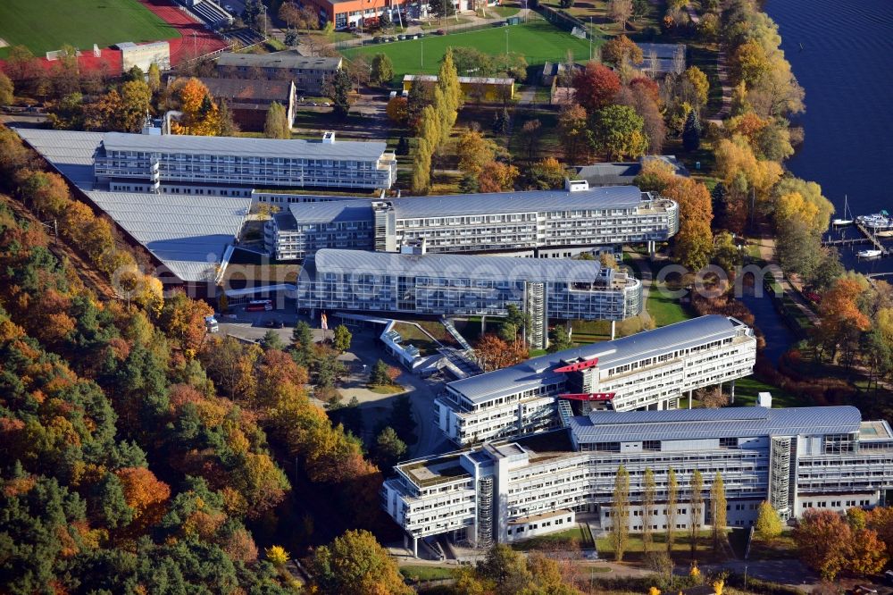 Aerial image Potsdam - View onto the area of the Kongresshotel (congressional hotel). It offers among others a gymnasium, a bowling alley, saunas, massages and restaurants