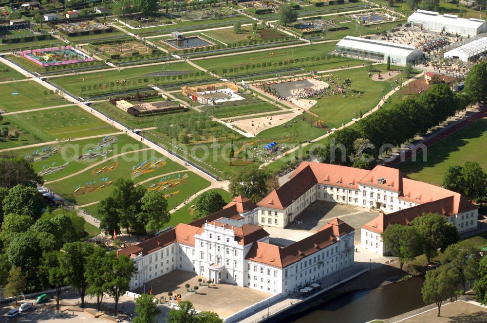 Aerial image ORANIENBURG - Blick auf das Gelände der LAGA Landesgartenschau 2009 am Oranienburger Schloß. Landesgartenschau Oranienburg 2009 GmbH, Breite Straße 1, 16515 Oranienburg, Tel.: 0 33 01-60 0-8 30