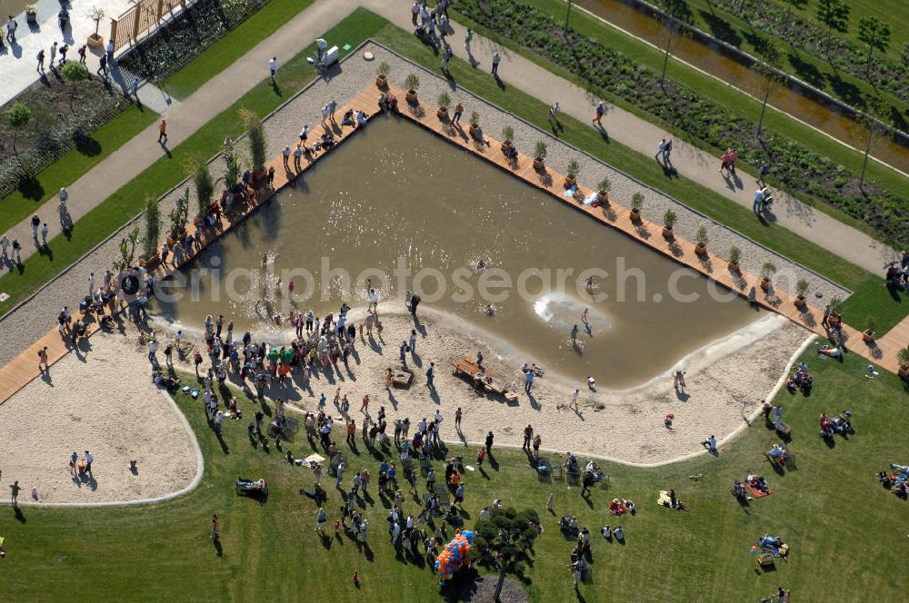 ORANIENBURG from above - Blick auf das Gelände der LAGA Landesgartenschau 2009 am Oranienburger Schloß. Landesgartenschau Oranienburg 2009 GmbH, Breite Straße 1, 16515 Oranienburg, Tel.: 0 33 01-60 0-8 30