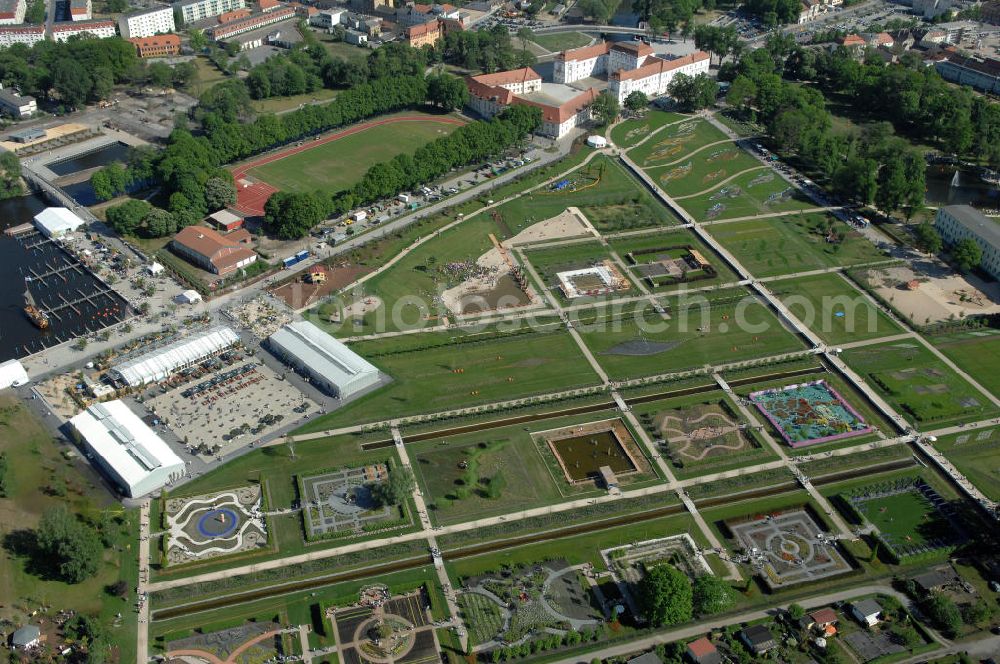 ORANIENBURG from above - Blick auf das Gelände der LAGA Landesgartenschau 2009 am Oranienburger Schloß. Landesgartenschau Oranienburg 2009 GmbH, Breite Straße 1, 16515 Oranienburg, Tel.: 0 33 01-60 0-8 30