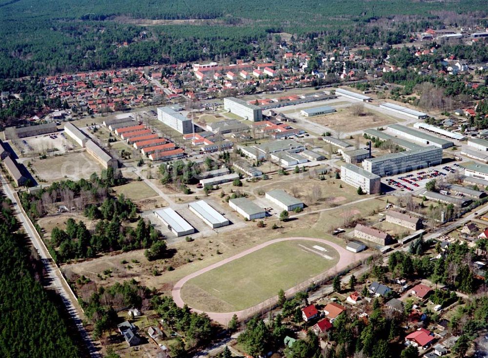 Aerial photograph Basdorf - Gelände der Landespolizeischule und des Landeskriminalamtes Brandenburg in Basdorf / BRB