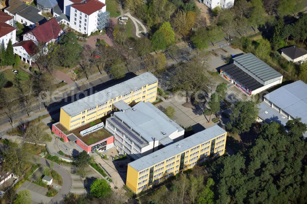 Falkensee from above - Grounds of the Lise-Meitner Gymnasium at Ruppin street in Falkensee in Brandenburg