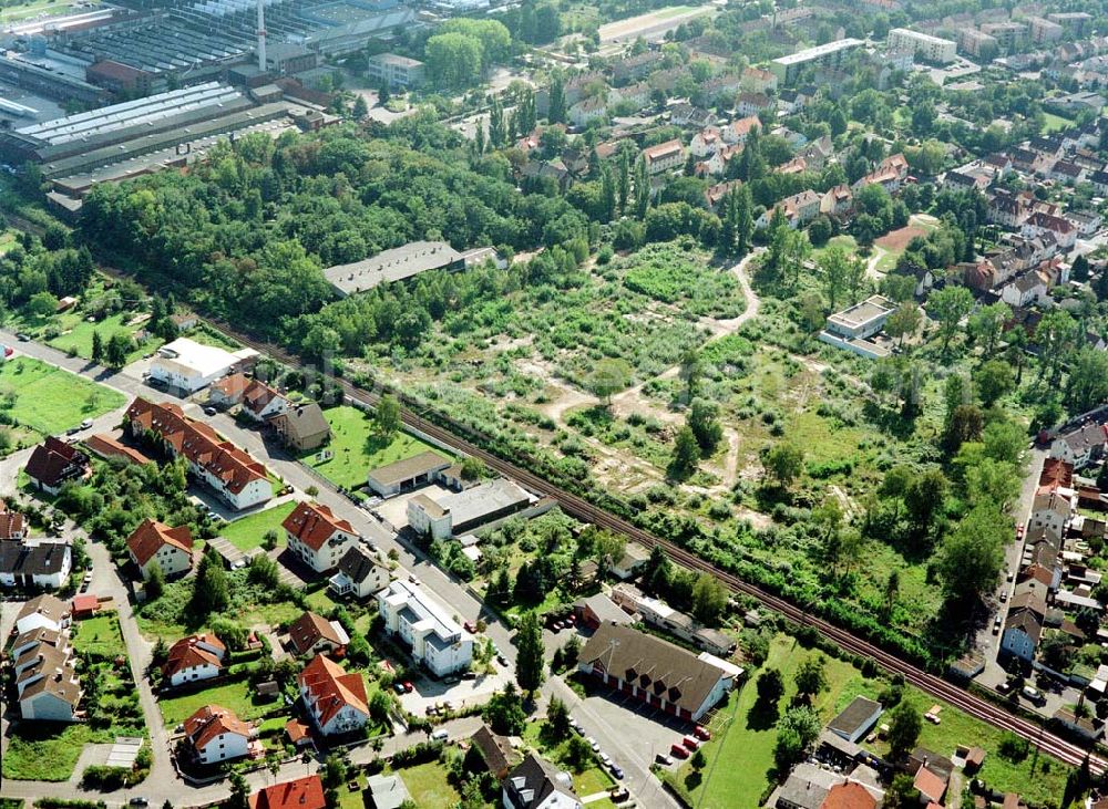 Hanau / Hessen from above - Gelände der MÜBAU AG an der August-Peukert-Straße / Nähe des Bhf. Hanau-Großraum in Hanau.