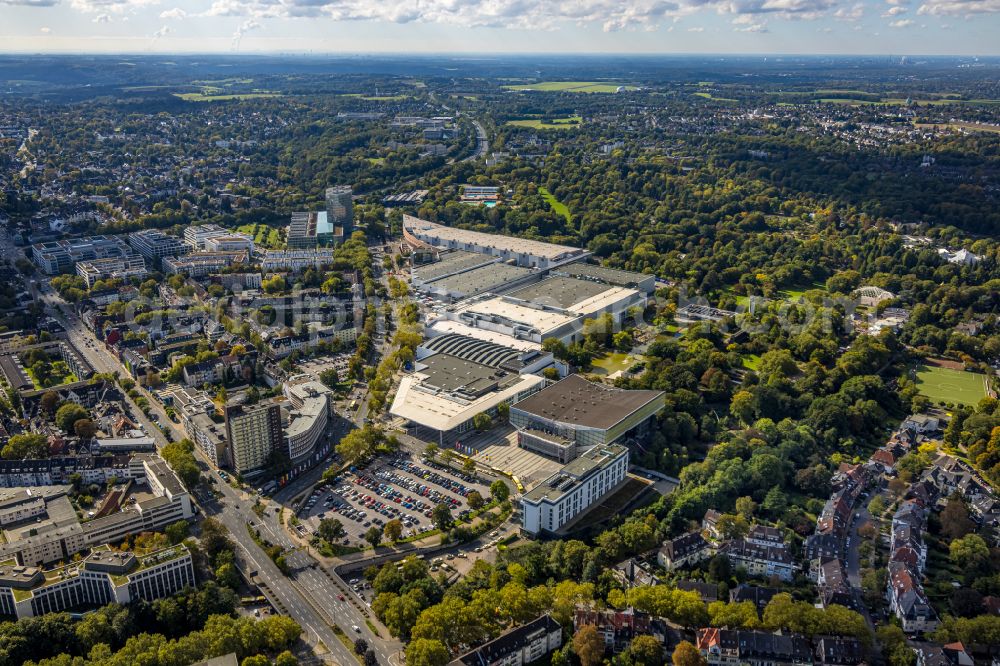 Essen from the bird's eye view: Fairground in the Norbertstrasse overlooking the GRUGA-Halle on Messeplatz in Essen in the state North Rhine-Westphalia