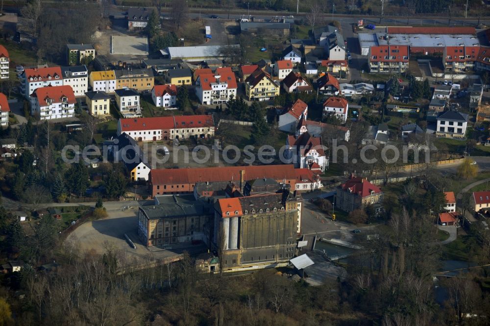 Stahmeln from the bird's eye view: On the historic grounds of the mill Stahmeln near Leipzig in Saxony flour is still produced today. It is driven by the water mill of the White Elster, which also moves the turbines of a small hydroelectric power plant. The building complex includes the mill building with flour transport and staircase tower, the grain elevator, the former stables, the administration building, the following house and the former villa of the mill owner