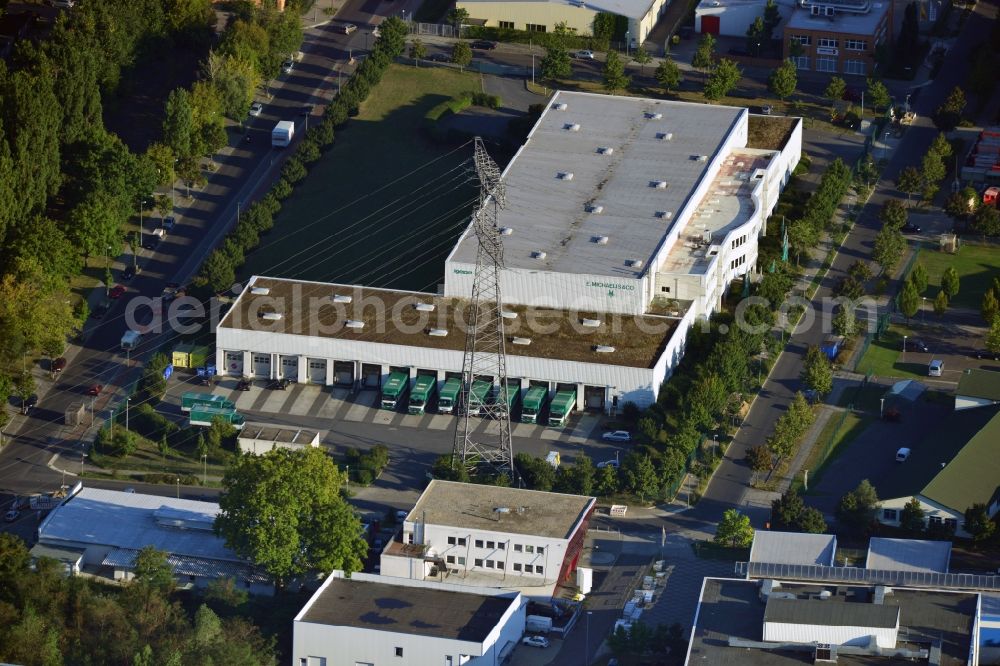 Berlin Köpenick from the bird's eye view: Area of the E. Michaelis & Co. KG at Tabbertstrasse in the district Koepenick in Berlin