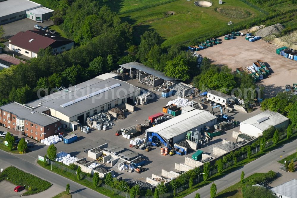 Aerial photograph Espelkamp - Site waste and recycling sorting of IGE Hennemann Recycling GmbH in Espelkamp in the state North Rhine-Westphalia, Germany