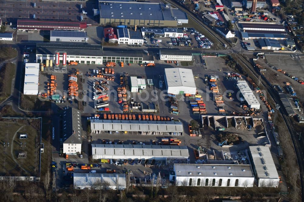 Halle (Saale) from the bird's eye view: Site waste and recycling sorting of WER-Wertstofferfassung and Recycling Halle GmbH in the district Thaerviertel in Halle (Saale) in the state Saxony-Anhalt, Germany