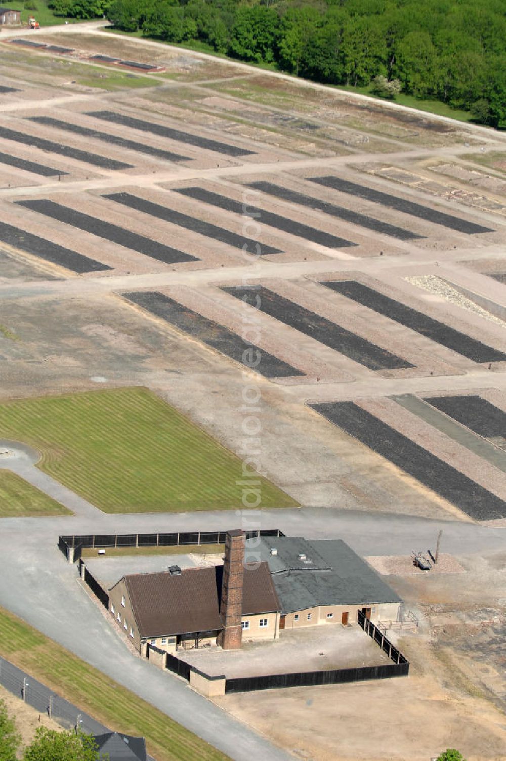 Weimar - Buchenwald from the bird's eye view: Blick das Gelände der Nationalen Mahn- und Gedenkstätte auf dem Gelände des ehem. Konzentrationslagers KL Buchenwald. View the site of the National memorial at the site of former concentration camp Buchenwald.