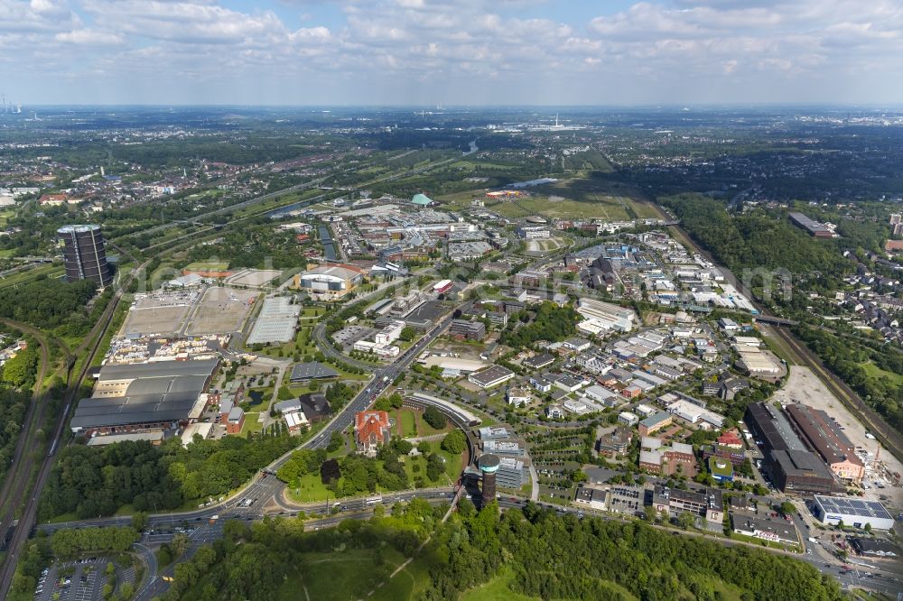 Aerial photograph Oberhausen - Site of the new center on the Rhine-Herne Canal with the site of the shopping and leisure center CentrO at the former location of the steel plant in Oberhausen, North Rhine-Westphalia