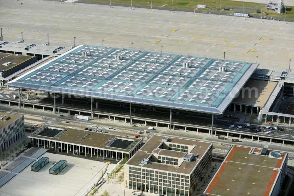 Schönefeld from above - Site of the new airport BER / BBI AIRPORT BERLIN BRANDENBURG Willi Brandt in Schönefeld in Brandenburg. The new terminal is in the south of the airport Berlin -Schoenefeld quality built