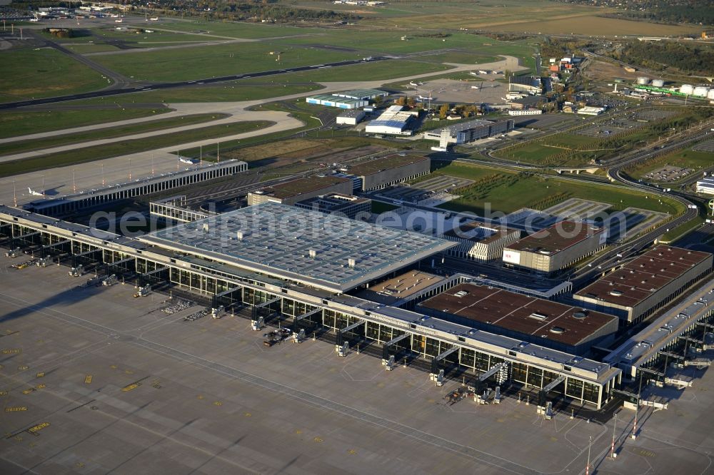 Schönefeld from the bird's eye view: Site of the new airport BER / BBI AIRPORT BERLIN BRANDENBURG Willi Brandt in Schönefeld in Brandenburg. The new terminal is in the south of the airport Berlin -Schoenefeld quality built